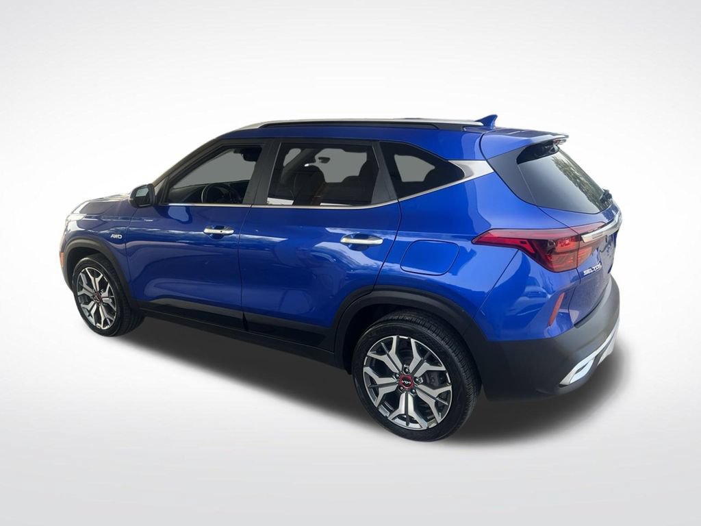 Certified 2023 Kia Seltos SX w/ SX Sunroof Package AWD/4WD image 52
