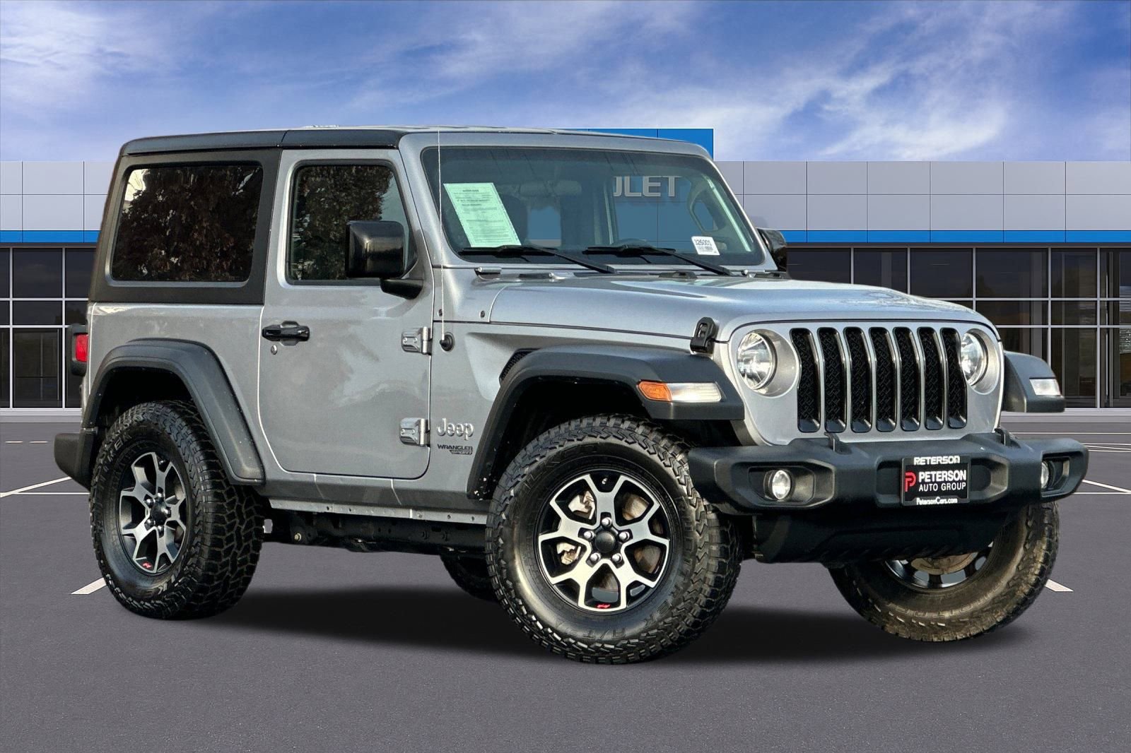 Used 2019 Jeep Wrangler Sport S image 2