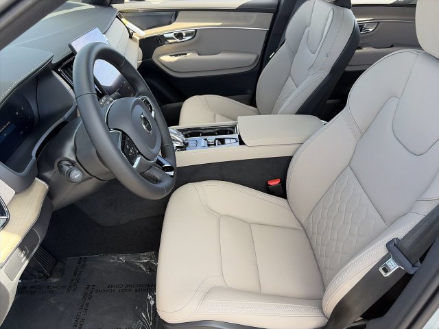 New 2027 Volvo XC90 B5 Plus AWD/4WD image 20