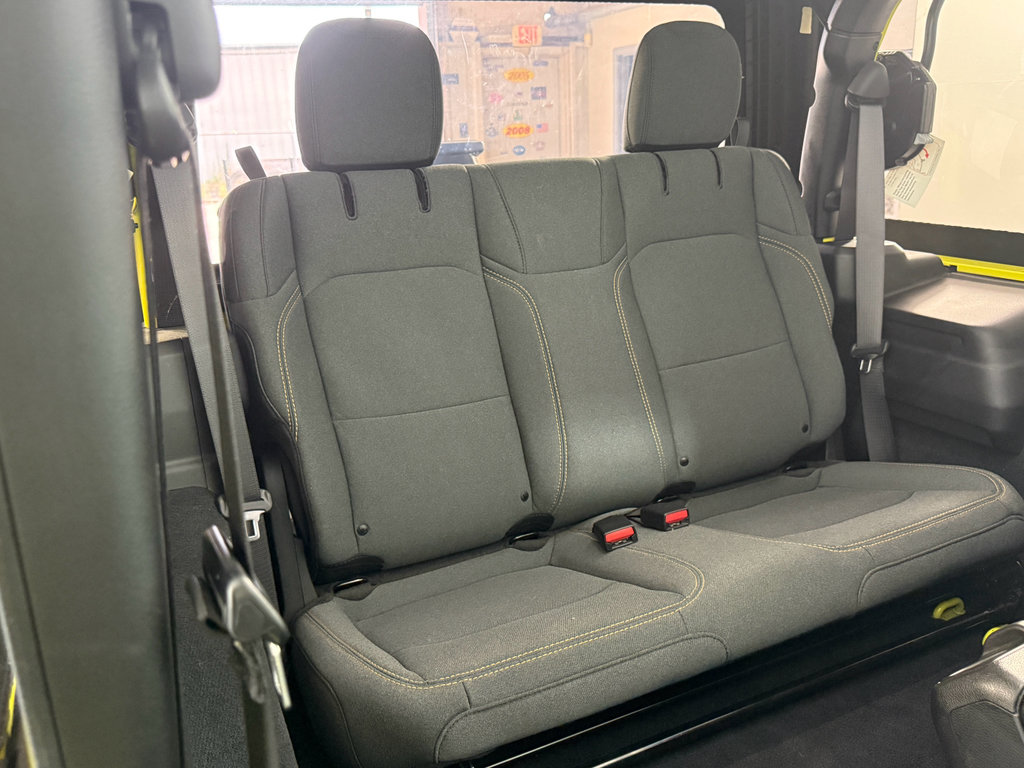 Used 2024 Jeep Wrangler Sport S image 11