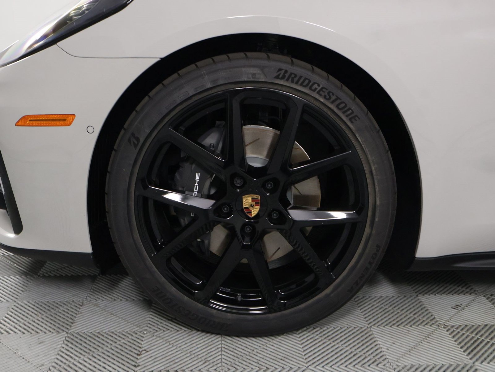 New 2026 Porsche Panamera RWD image 16