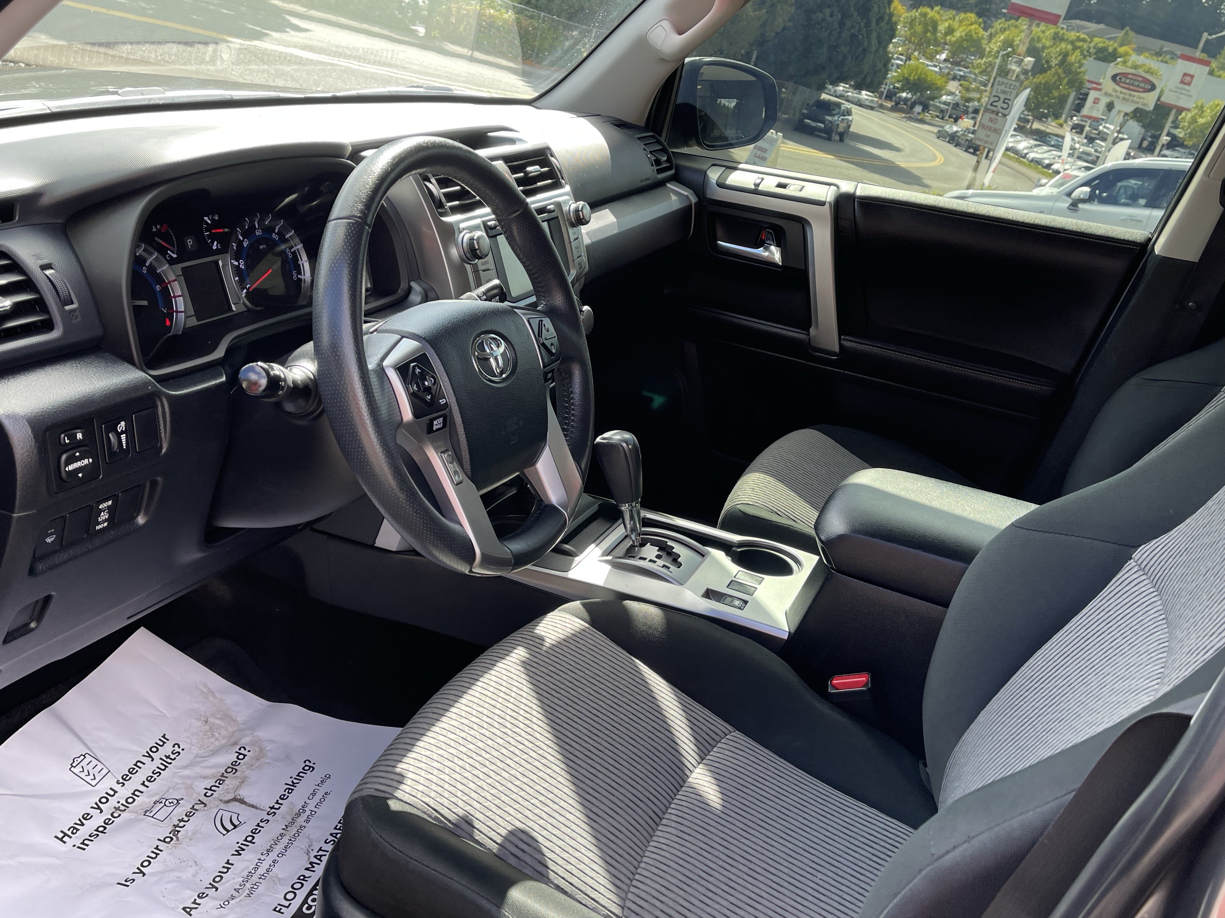 Certified 2017 Toyota 4Runner SR5 AWD/4WD image 9