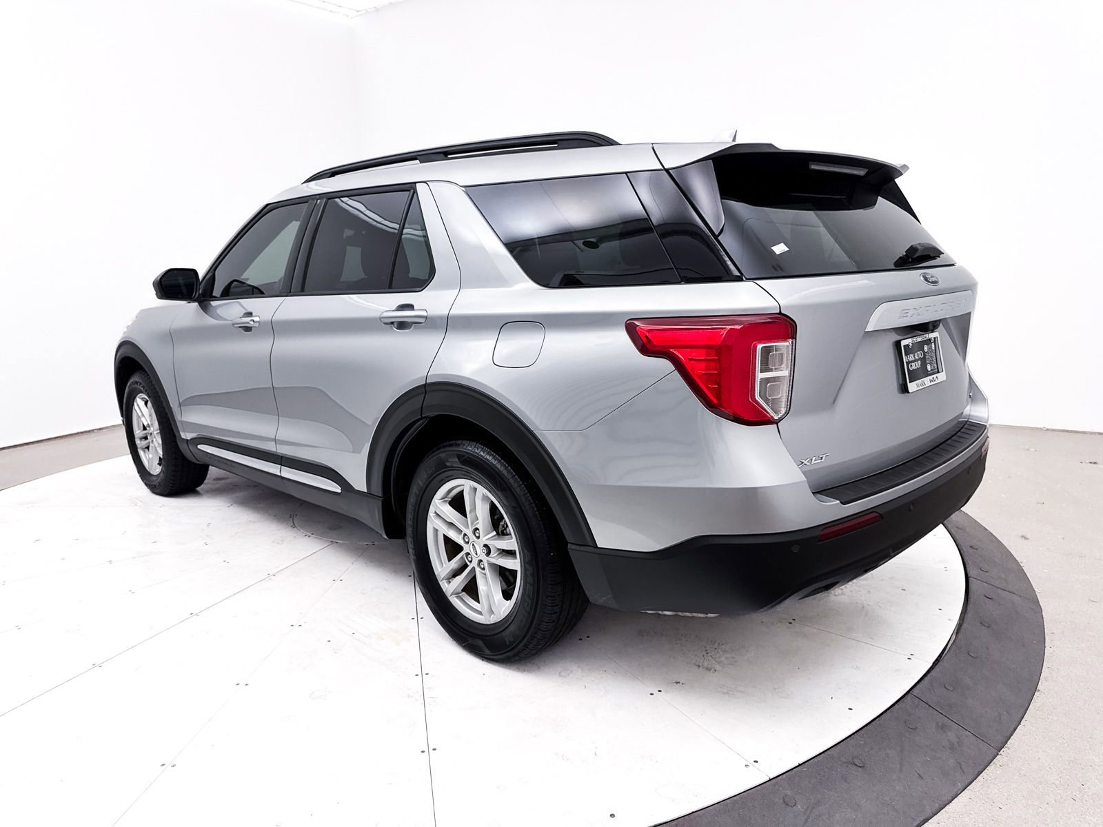 Used 2020 Ford Explorer XLT RWD image 18