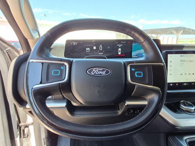 Used 2025 Ford Expedition Max Platinum AWD/4WD image 20