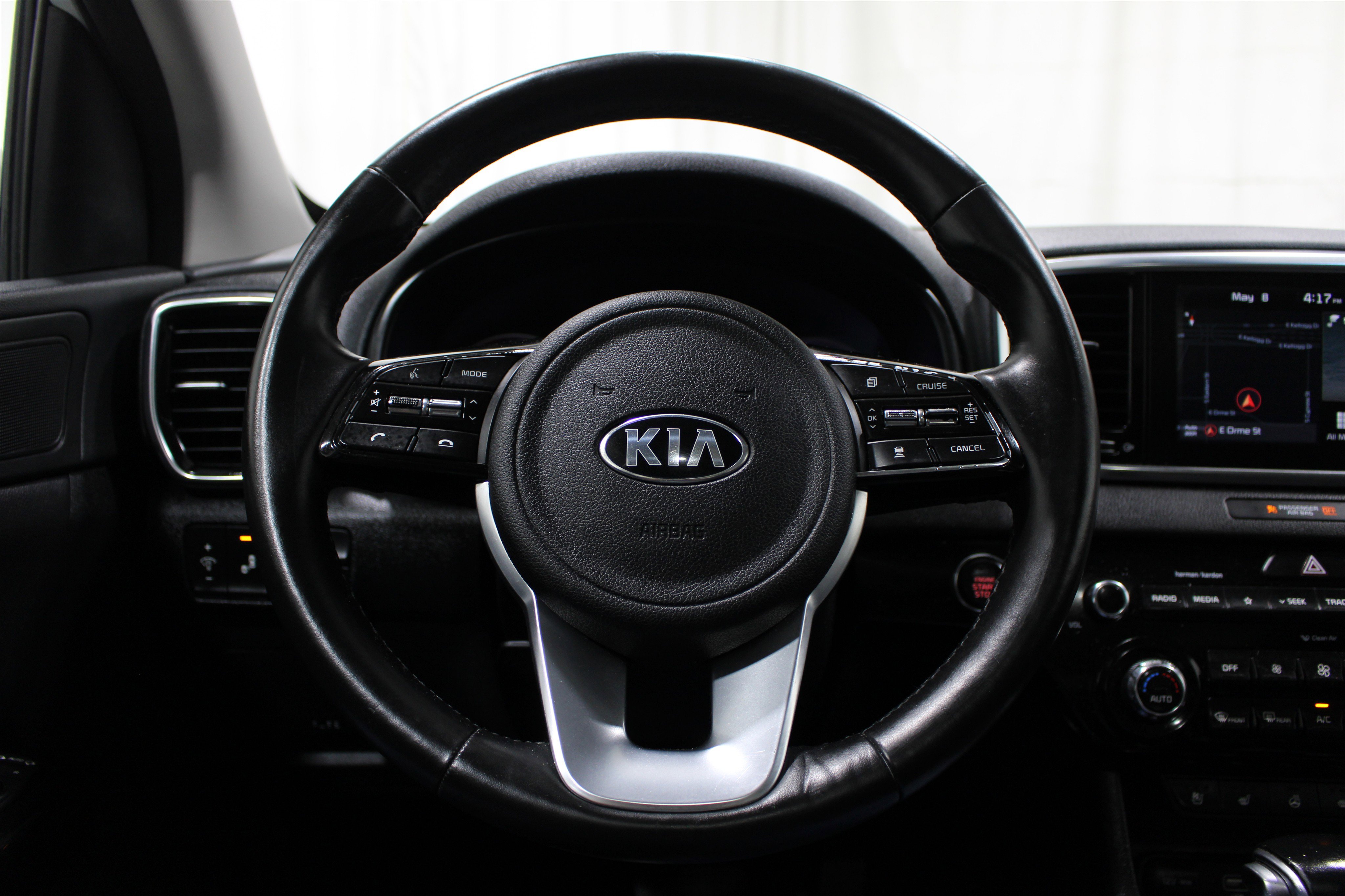 Used 2021 Kia Sportage EX w/ EX Technology Package FWD image 10