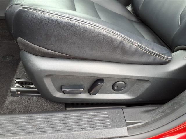 Used 2023 Nissan Rogue SL w/ SL Premium Package image 12