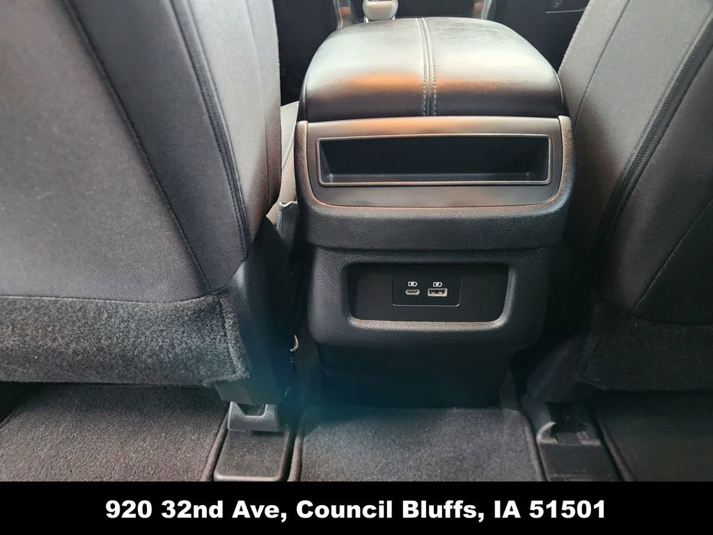 Used 2024 Nissan Pathfinder S image 15