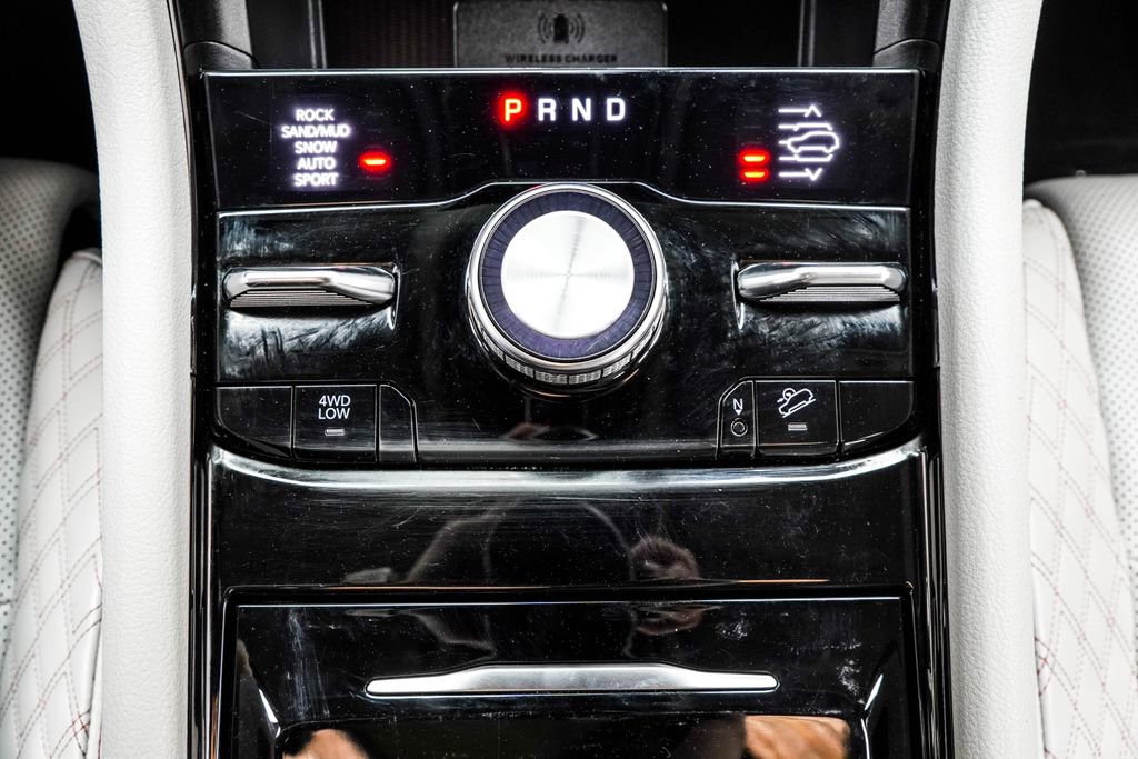 Used 2023 Jeep Grand Cherokee L Summit w/ Advanced Protech Group IV image 27