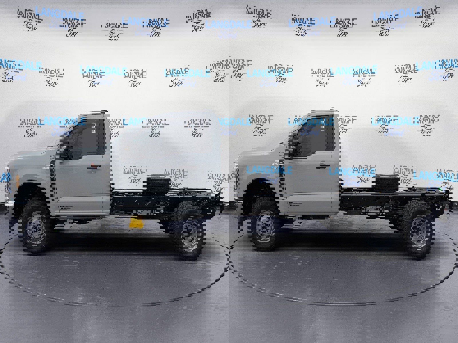 New 2026 Ford F350 XL w/ XL Chrome Package image 9