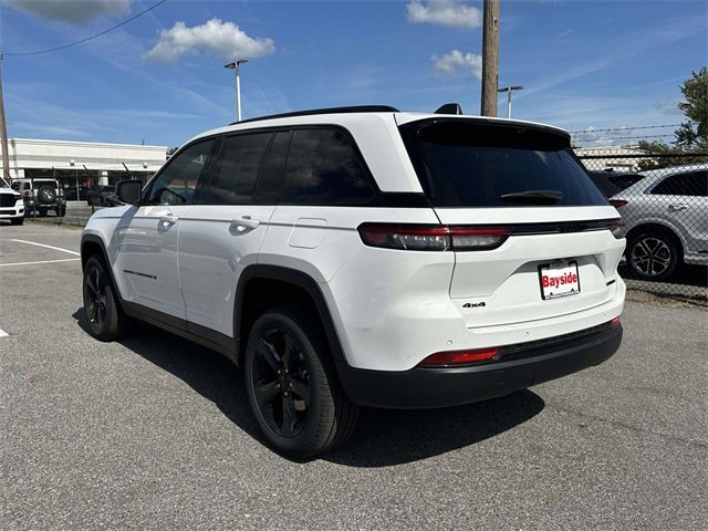 New 2025 Jeep Grand Cherokee Limited image 15