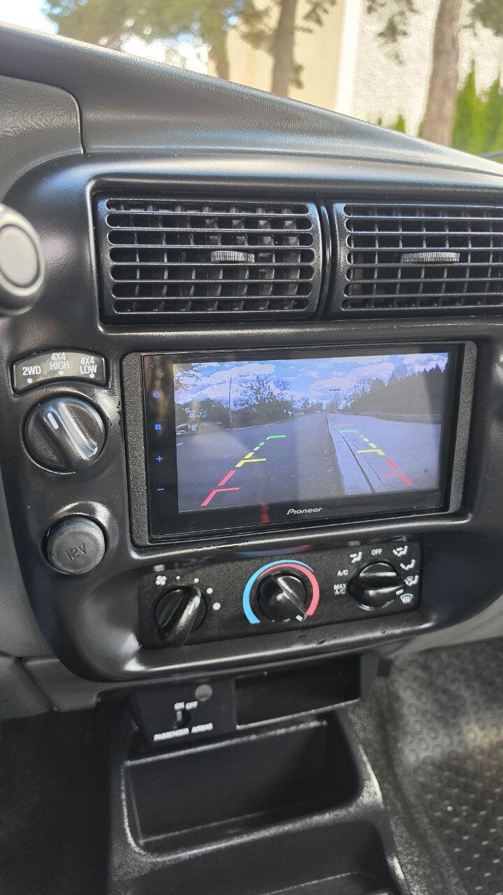 Used 2004 Ford Ranger XLT AWD/4WD image 15