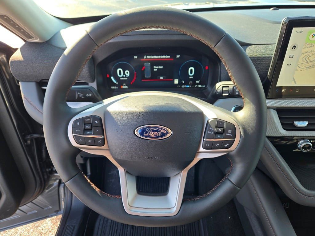 New 2026 Ford Explorer Active w/ Active Comfort Package image 33