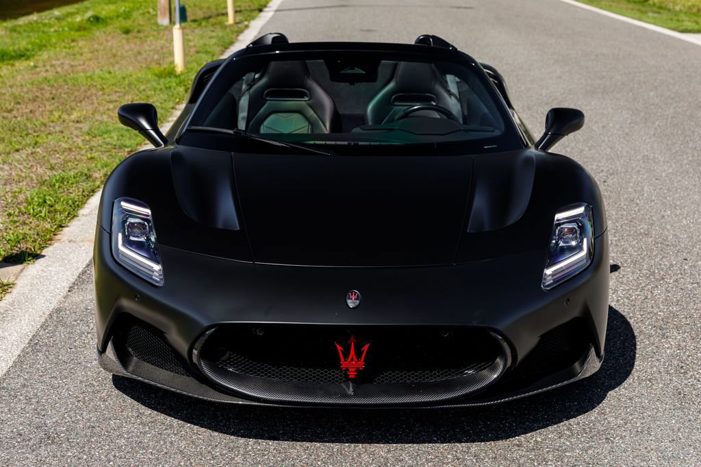 Used 2023 Maserati MC20 Spyder image 8