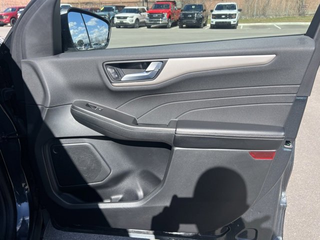 Used 2022 Ford Escape SEL image 10