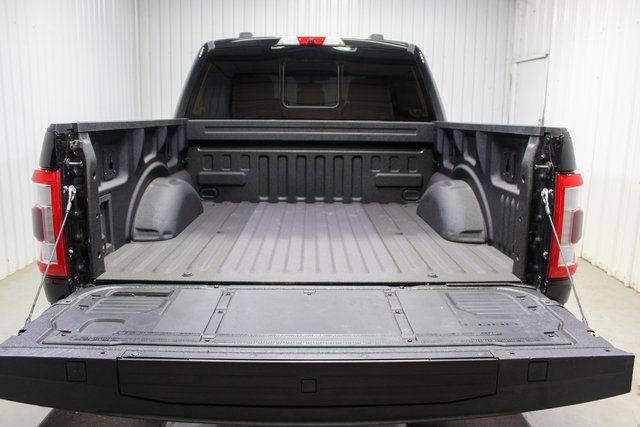 Used 2022 Ford F150 Lariat image 7