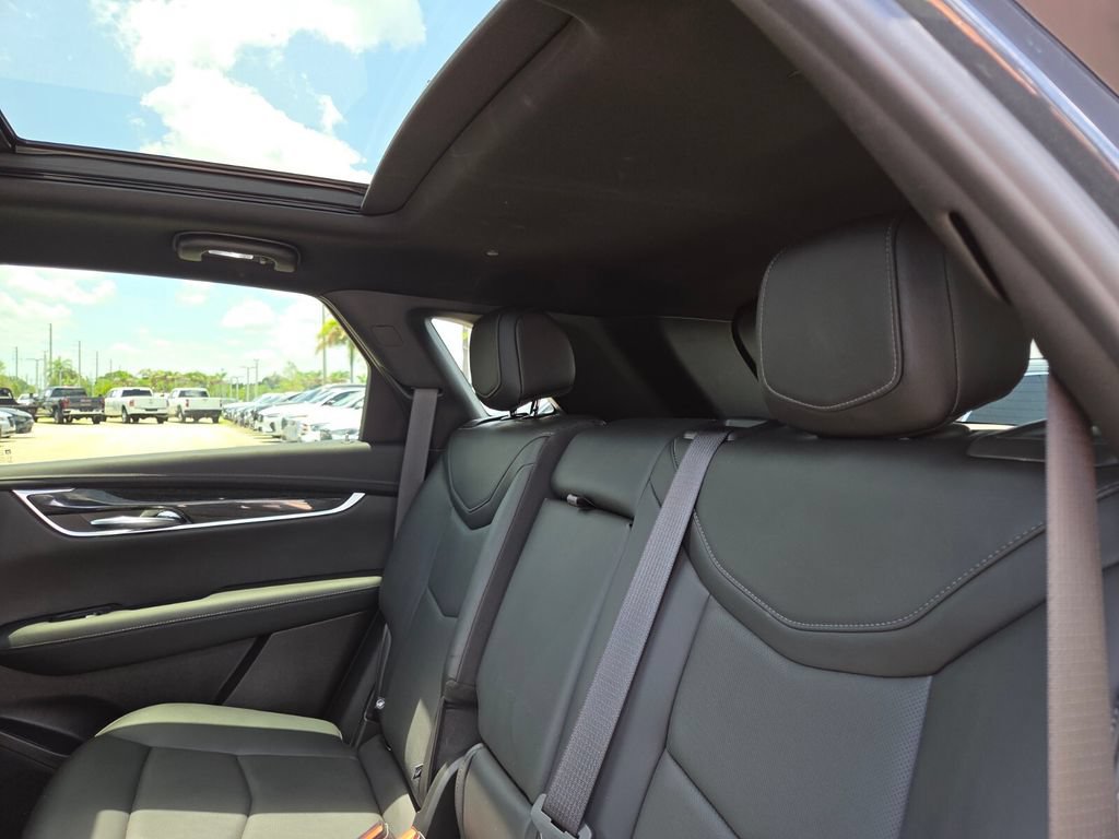 Used 2021 Cadillac XT5 Premium Luxury FWD image 21