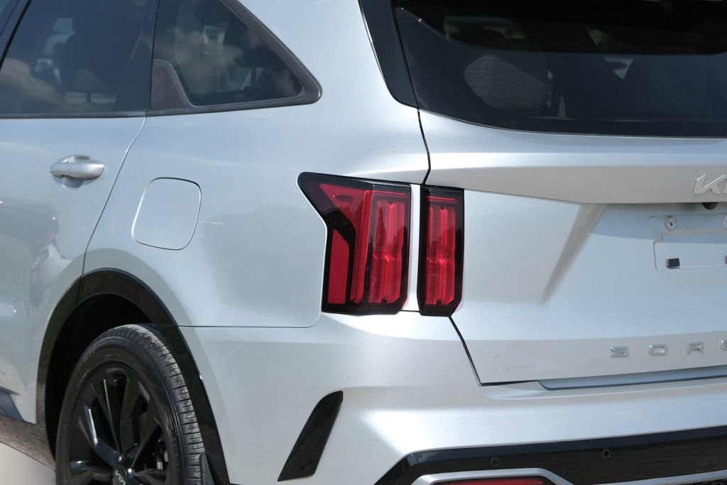 Used 2022 Kia Sorento SX FWD image 40
