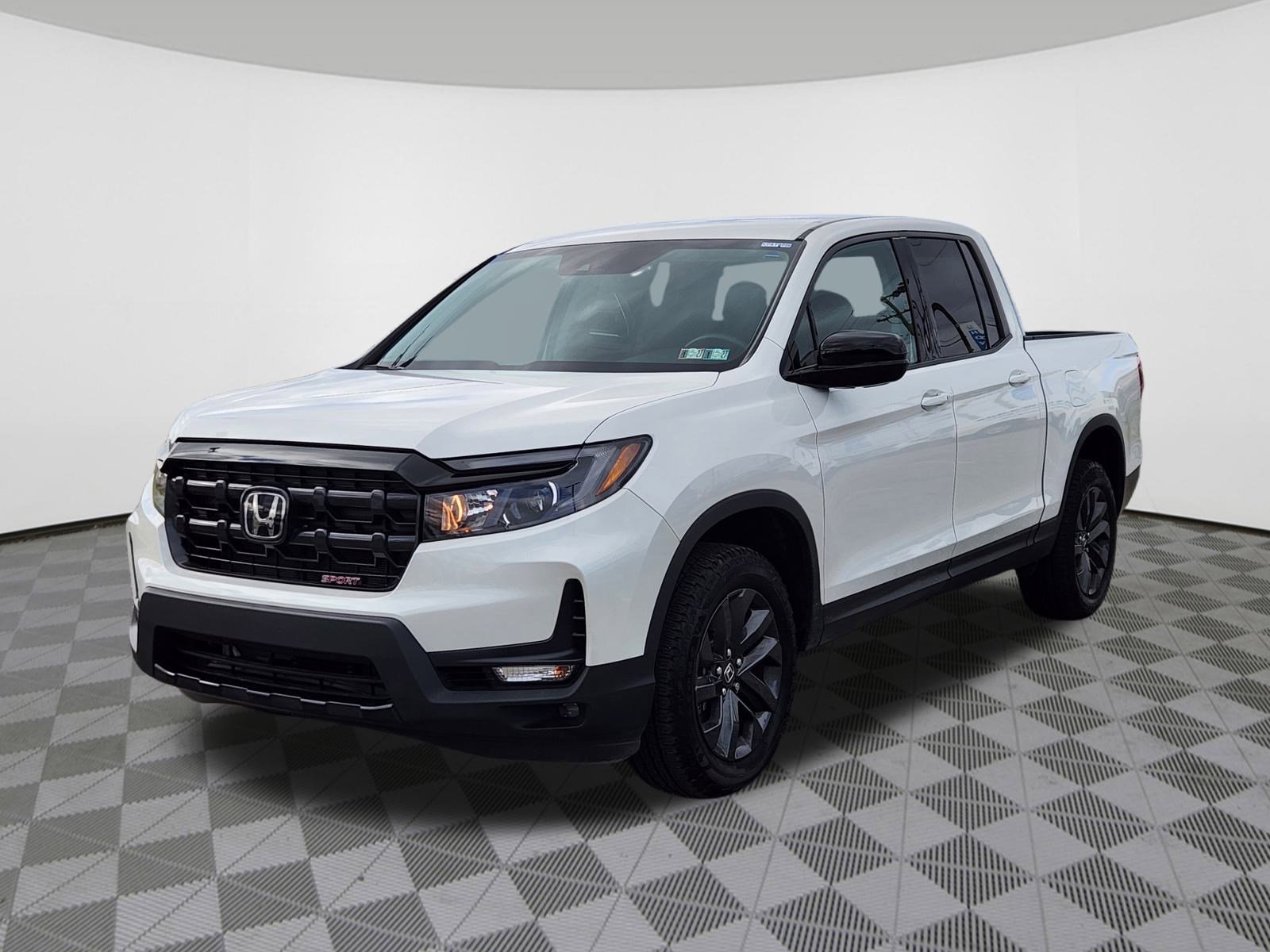 Certified 2024 Honda Ridgeline Sport image 2