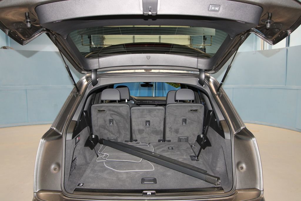 Used 2025 Audi Q7 3.0T Prestige w/ Prestige Package image 42