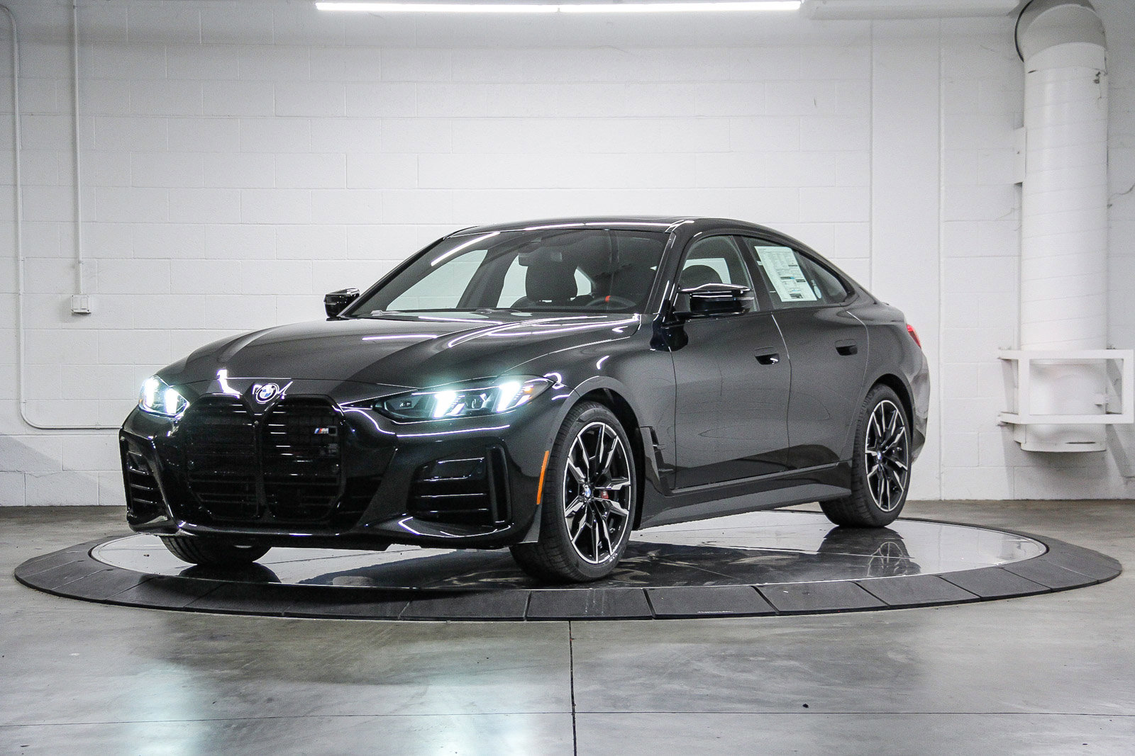 New 2026 BMW M440i w/ Premium Package image 3