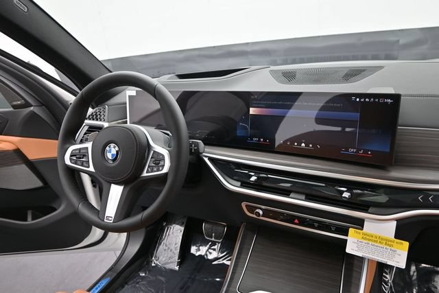 New 2026 BMW X5 xDrive40i w/ M Sport Package AWD/4WD image 17