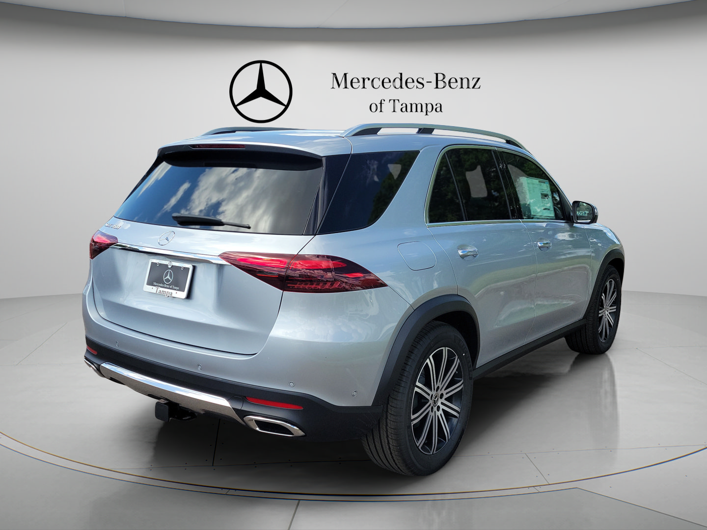 Certified 2026 Mercedes-Benz GLE 350 4MATIC image 3