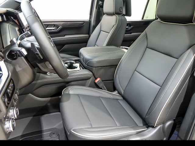 New 2026 GMC Yukon Elevation w/ Elevation Premium Package AWD/4WD image 9