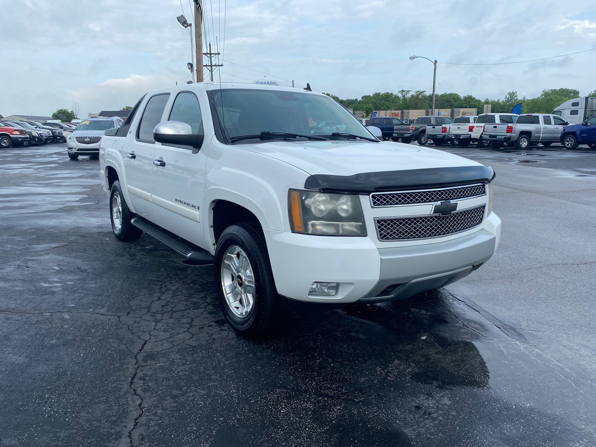 Used 2008 Chevrolet Avalanche LT w/ LT Preferred Equipment Group AWD/4WD image 3