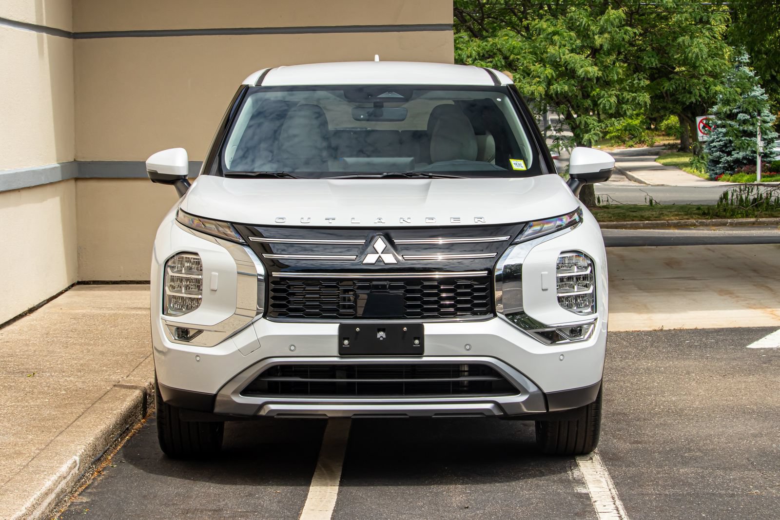 New 2026 Mitsubishi Outlander SE AWD/4WD image 3