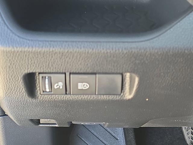 Used 2025 Toyota RAV4 LE image 25