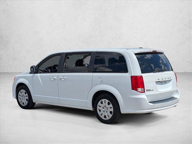 Used 2018 Dodge Grand Caravan SE w/ UConnect Hands-Free Group FWD image 7