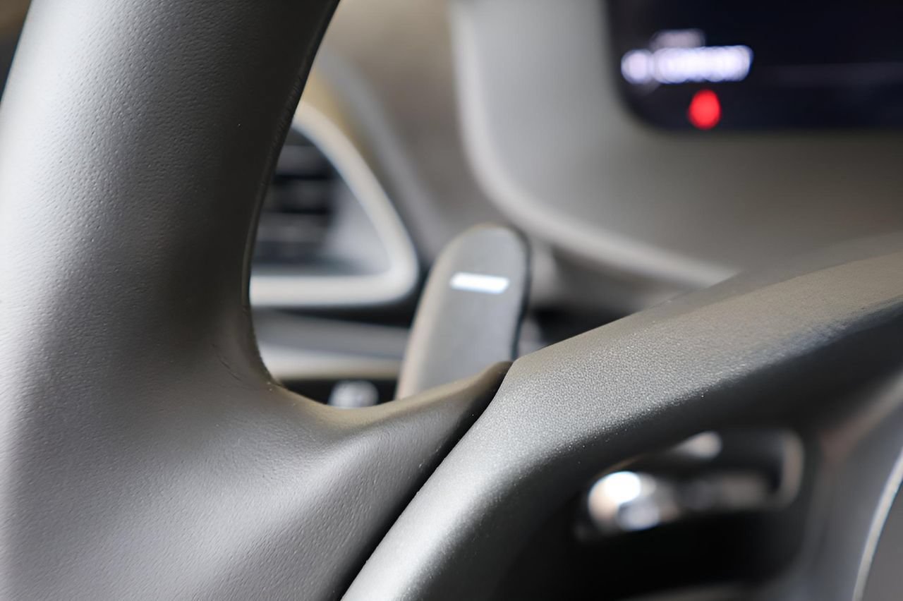 New 2026 McLaren Artura RWD image 19