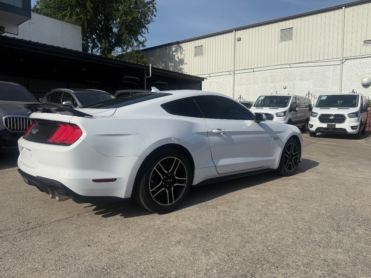 Used 2021 Ford Mustang GT Premium RWD image 4