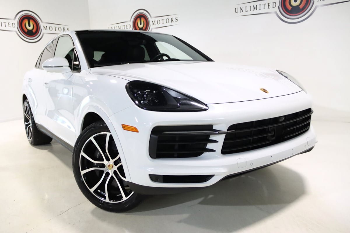 Used 2023 Porsche Cayenne Coupe w/ Towing Package w/o Tow Ball AWD/4WD image 12