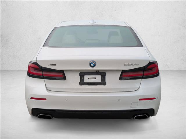 Used 2023 BMW 530e xDrive w/ Convenience Package image 5