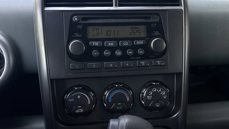 Used 2004 Honda Element EX image 20