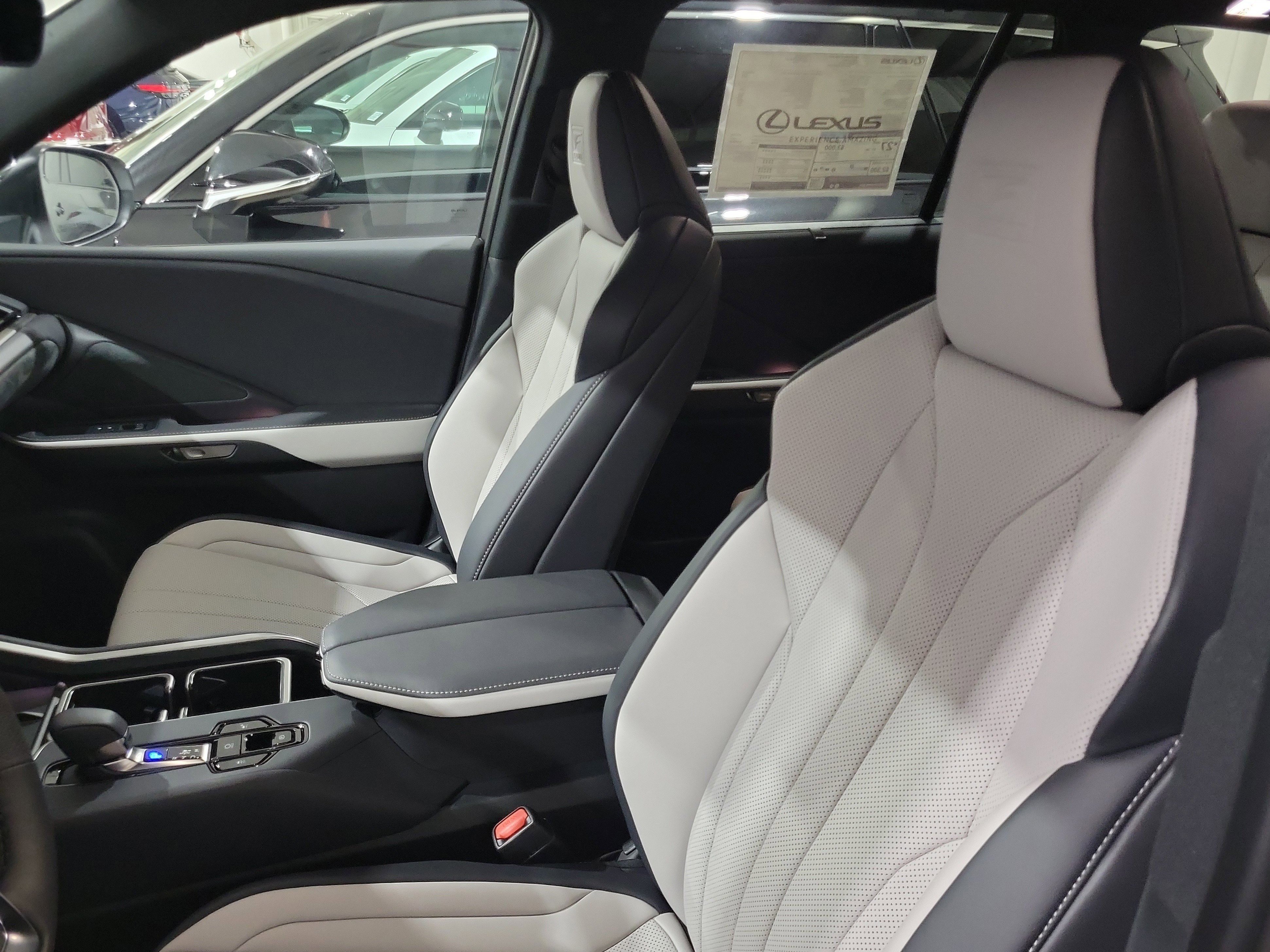 New 2026 Lexus TX 500h AWD w/ Technology Package image 8