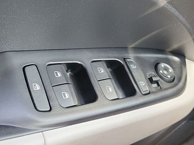 New 2026 Hyundai Venue SEL FWD image 18