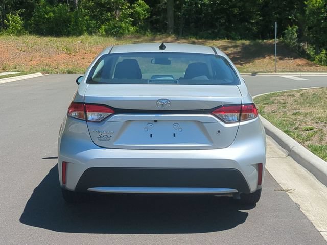 Used 2022 Toyota Corolla L FWD image 12