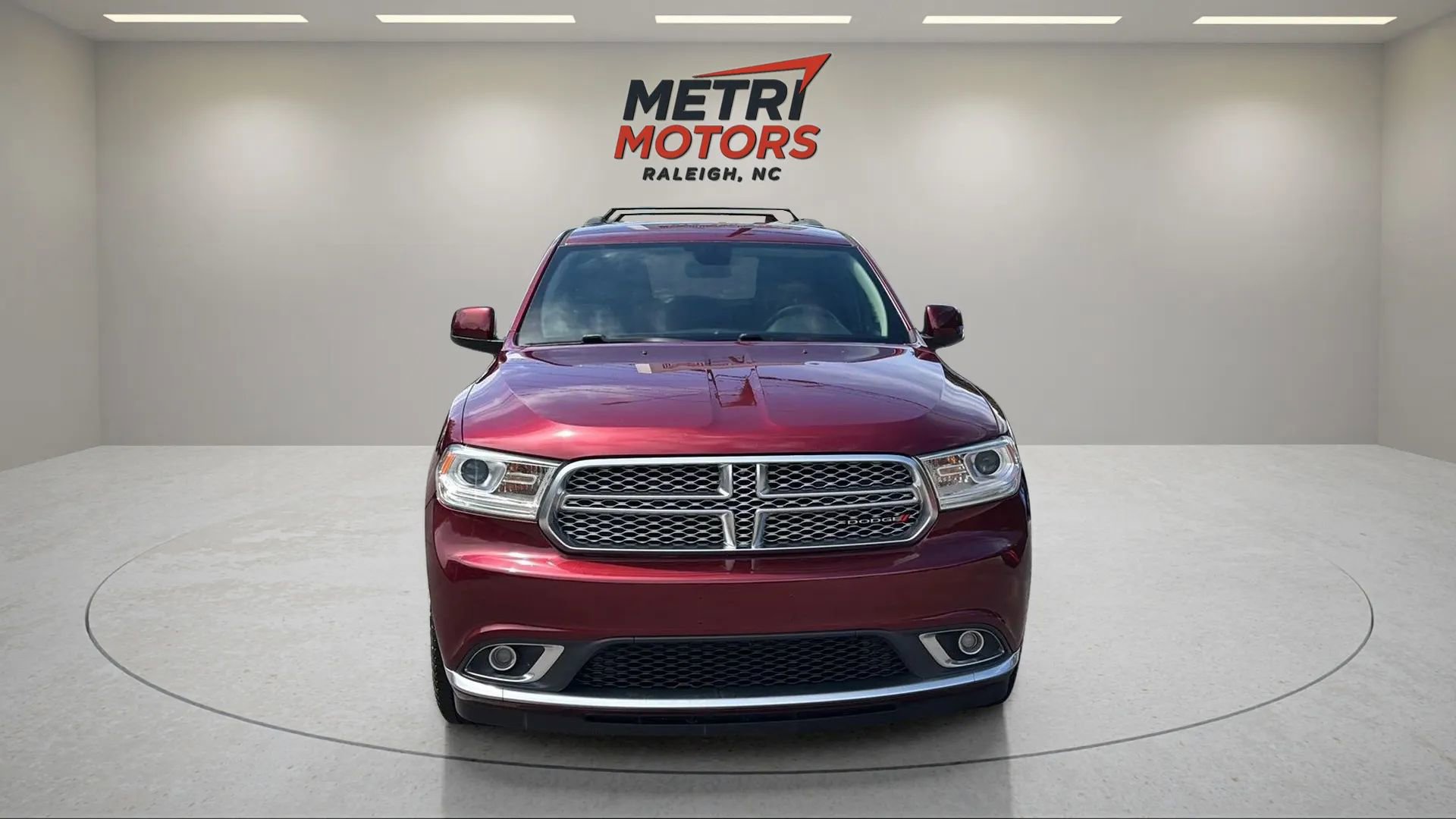 Used 2019 Dodge Durango SXT image 2