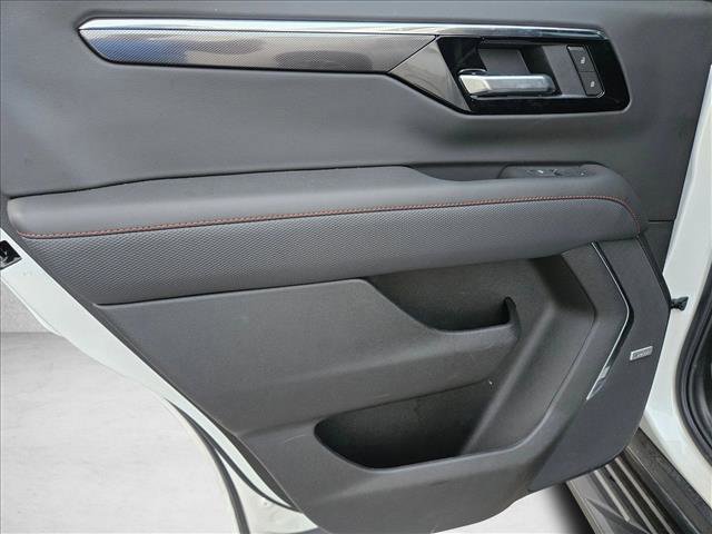 Used 2025 Chevrolet Tahoe RST w/ Comfort Package RWD image 11