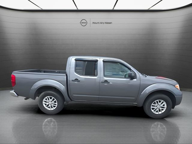 Used 2021 Nissan Frontier SV AWD/4WD image 3
