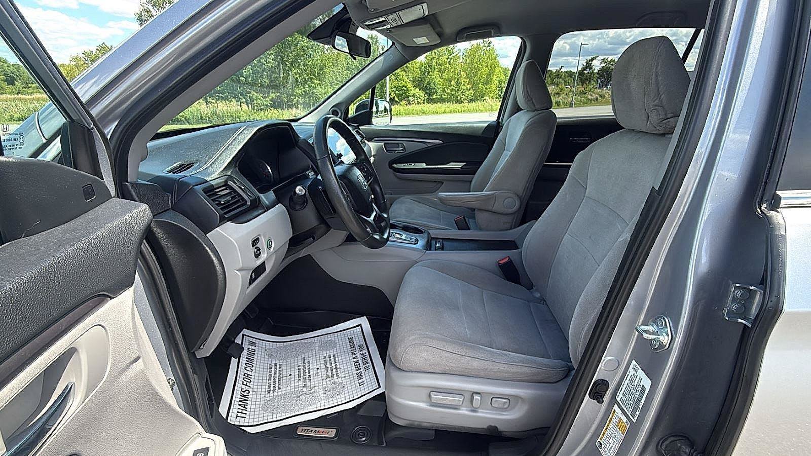 Used 2021 Honda Pilot EX image 28