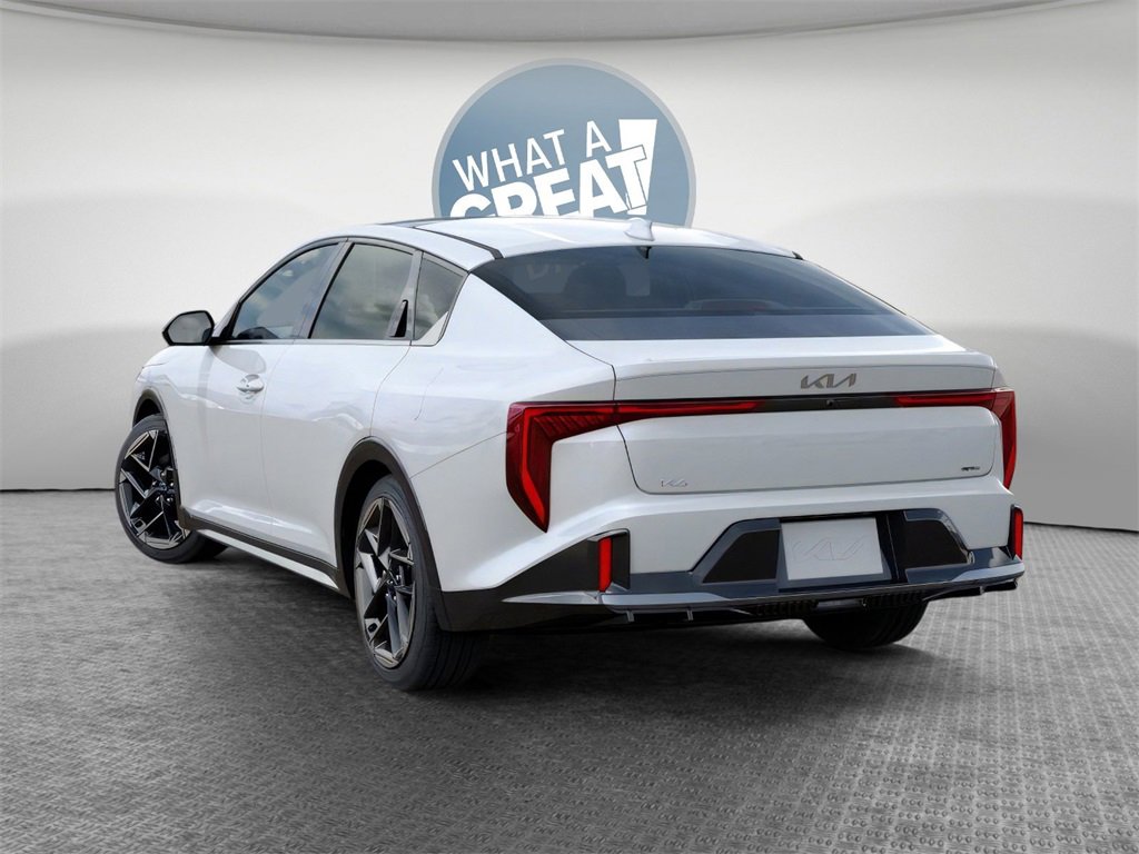 New 2026 Kia K4 GT-Line image 4