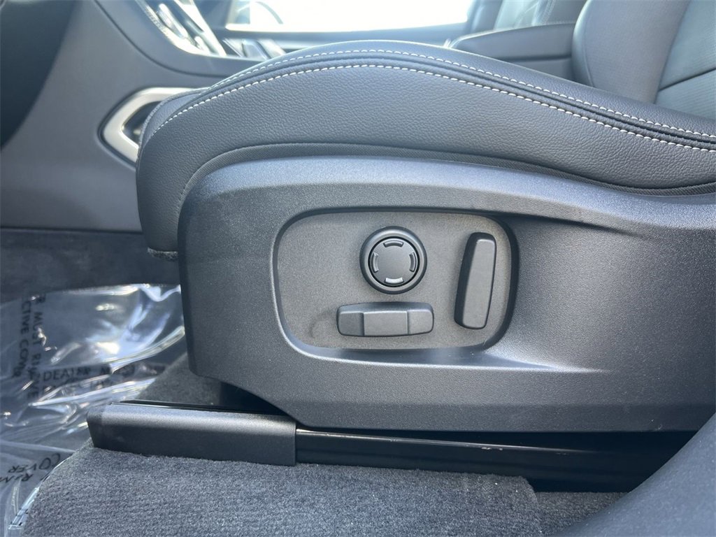 Used 2025 Jaguar F-PACE R-Dynamic S image 20