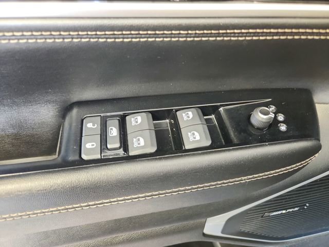 Used 2024 Jeep Wagoneer Series II AWD/4WD image 30