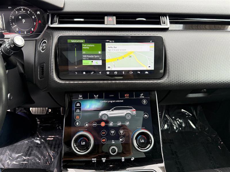 Used 2018 Land Rover Range Rover Velar R-Dynamic SE image 38