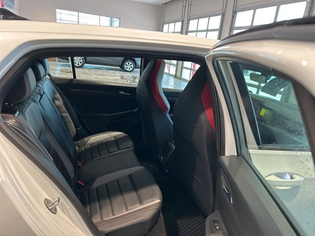 Used 2024 Volkswagen GTI Autobahn image 17
