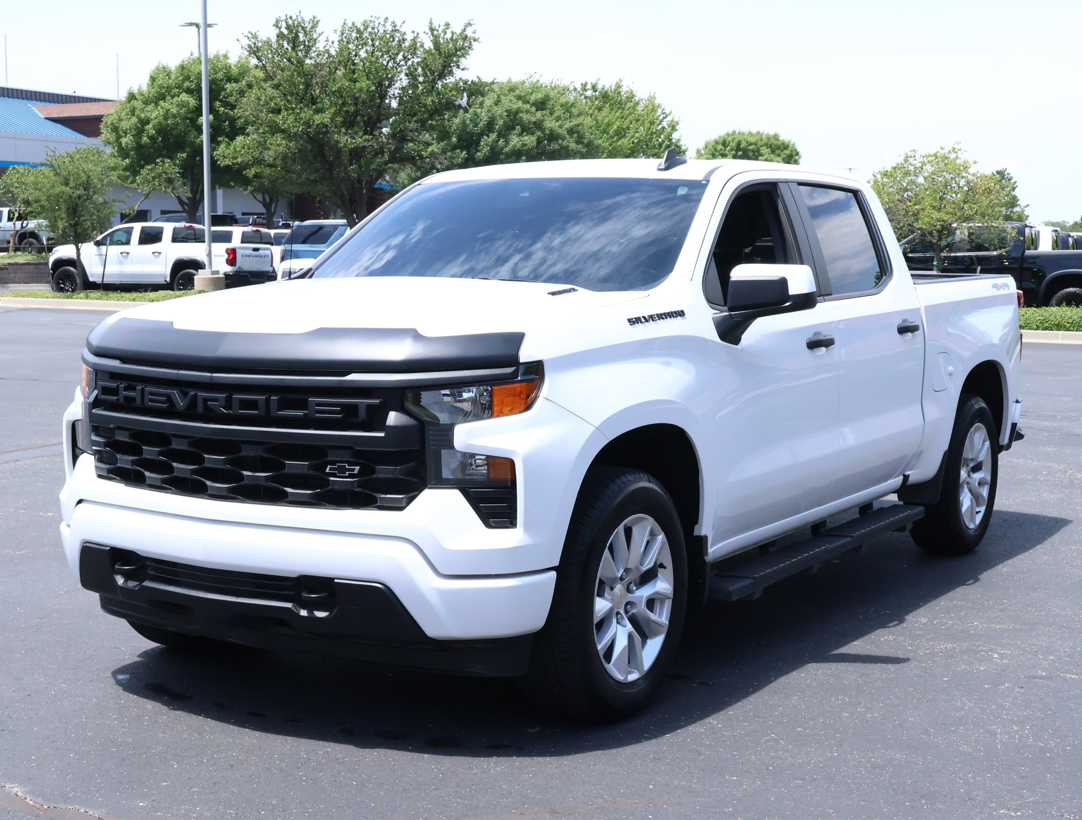Used 2025 Chevrolet Silverado 1500 Custom w/ LPO, Dark Essentials Package AWD/4WD image 28