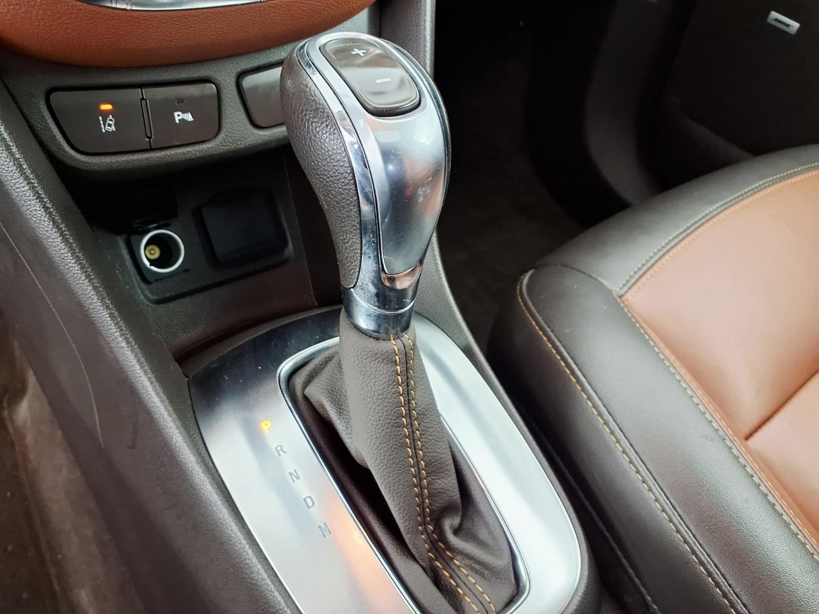 Used 2015 Buick Encore Premium FWD image 23